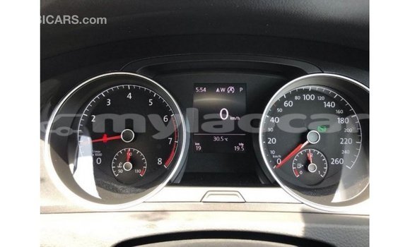 Buy Import Volkswagen Golf White Car in Import - Dubai in Attapeu Province Buy Import Volkswagen Golf White Car in Import - Dubai in Attapeu Province