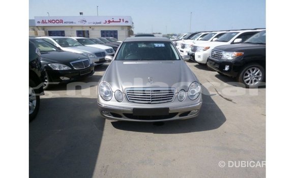 Acheter Import Voiture Mercedes-Benz 200 Autre à Import - Dubai, Attapeu Province Acheter Import Voiture Mercedes-Benz 200 Autre à Import - Dubai, Attapeu Province