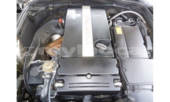 Acheter Import Voiture Mercedes-Benz 200 Autre à Import - Dubai, Attapeu Province Acheter Import Voiture Mercedes-Benz 200 Autre à Import - Dubai, Attapeu Province