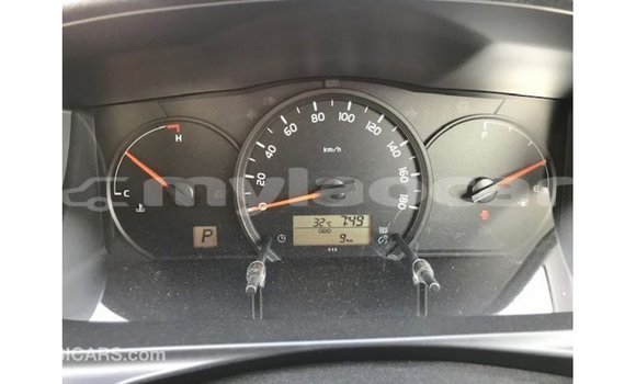 Buy Import Toyota Hiace White Car in Import - Dubai in Attapeu Province Buy Import Toyota Hiace White Car in Import - Dubai in Attapeu Province