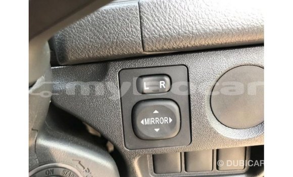 Buy Import Toyota Hiace White Car in Import - Dubai in Attapeu Province Buy Import Toyota Hiace White Car in Import - Dubai in Attapeu Province