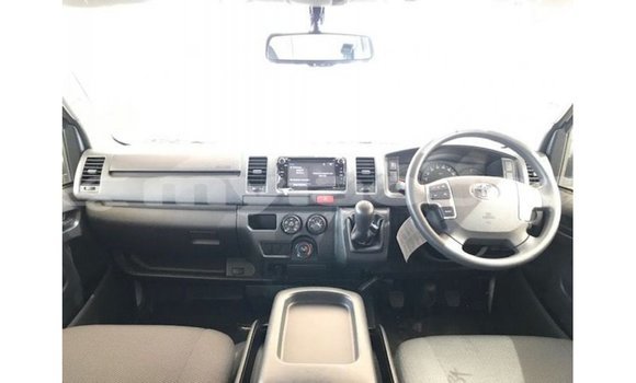 Buy Import Toyota Hiace White Car in Import - Dubai in Attapeu Province Buy Import Toyota Hiace White Car in Import - Dubai in Attapeu Province
