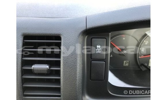 Buy Import Toyota Hiace White Car in Import - Dubai in Attapeu Province Buy Import Toyota Hiace White Car in Import - Dubai in Attapeu Province