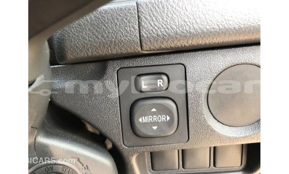 Buy Import Toyota Hiace White Car in Import - Dubai in Attapeu Province Buy Import Toyota Hiace White Car in Import - Dubai in Attapeu Province