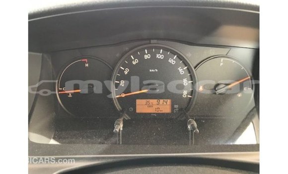 Buy Import Toyota Hiace White Car in Import - Dubai in Attapeu Province Buy Import Toyota Hiace White Car in Import - Dubai in Attapeu Province