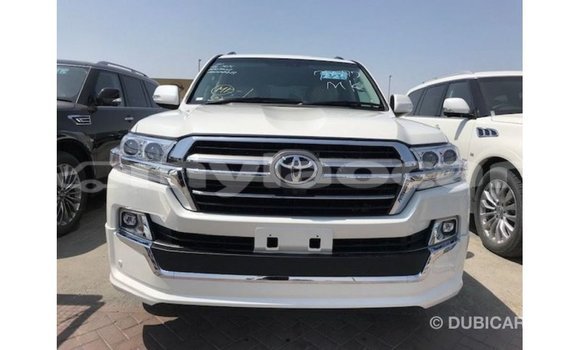 Buy Import Toyota Land Cruiser White Car in Import - Dubai in Attapeu Province Buy Import Toyota Land Cruiser White Car in Import - Dubai in Attapeu Province