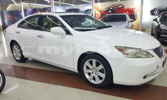 Buy Import Lexus ES White Car in Import - Dubai in Attapeu Province Buy Import Lexus ES White Car in Import - Dubai in Attapeu Province