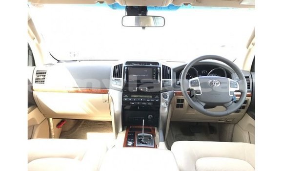 Buy Import Toyota Land Cruiser Black Car in Import - Dubai in Attapeu Province Buy Import Toyota Land Cruiser Black Car in Import - Dubai in Attapeu Province