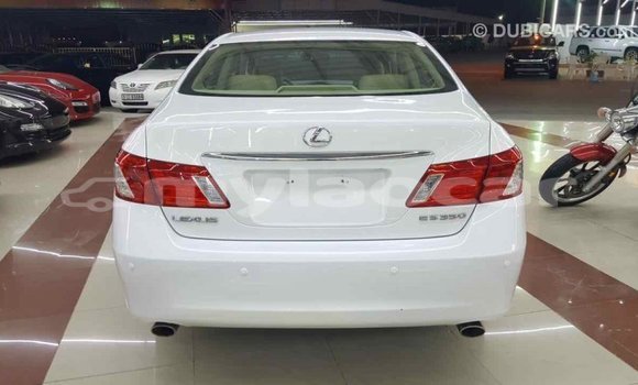 Buy Import Lexus ES White Car in Import - Dubai in Attapeu Province