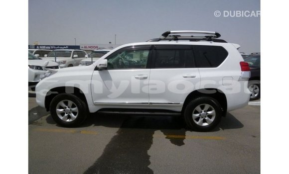 Buy Import Toyota Prado White Car in Import - Dubai in Attapeu Province Buy Import Toyota Prado White Car in Import - Dubai in Attapeu Province