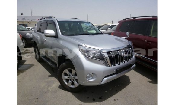 Acheter Import Voiture Toyota Prado Autre à Import - Dubai, Attapeu Province Acheter Import Voiture Toyota Prado Autre à Import - Dubai, Attapeu Province