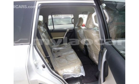 Acheter Import Voiture Toyota Prado Autre à Import - Dubai, Attapeu Province Acheter Import Voiture Toyota Prado Autre à Import - Dubai, Attapeu Province