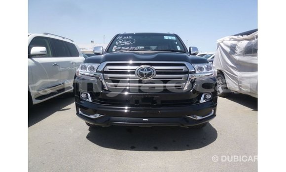 Acheter Import Voiture Toyota Land Cruiser Noir à Import - Dubai, Attapeu Province Acheter Import Voiture Toyota Land Cruiser Noir à Import - Dubai, Attapeu Province