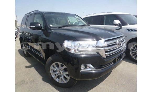 Acheter Import Voiture Toyota Land Cruiser Noir à Import - Dubai, Attapeu Province Acheter Import Voiture Toyota Land Cruiser Noir à Import - Dubai, Attapeu Province
