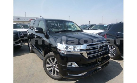 Acheter Import Voiture Toyota Land Cruiser Noir à Import - Dubai, Attapeu Province Acheter Import Voiture Toyota Land Cruiser Noir à Import - Dubai, Attapeu Province