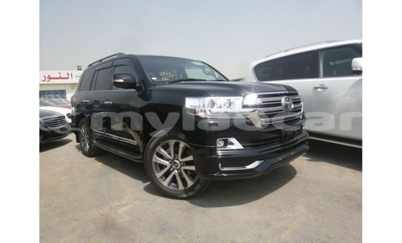 Buy Import Toyota Land Cruiser Black Car in Import - Dubai in Attapeu Province