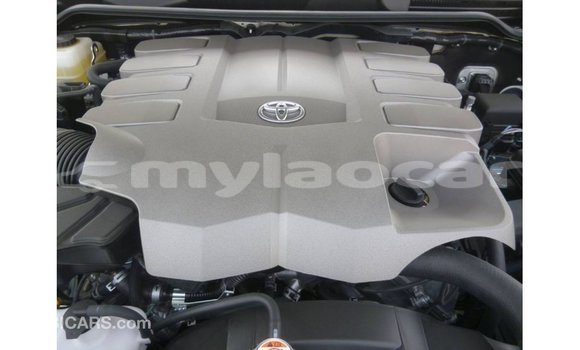 Buy Import Toyota Land Cruiser White Car in Import - Dubai in Attapeu Province Buy Import Toyota Land Cruiser White Car in Import - Dubai in Attapeu Province