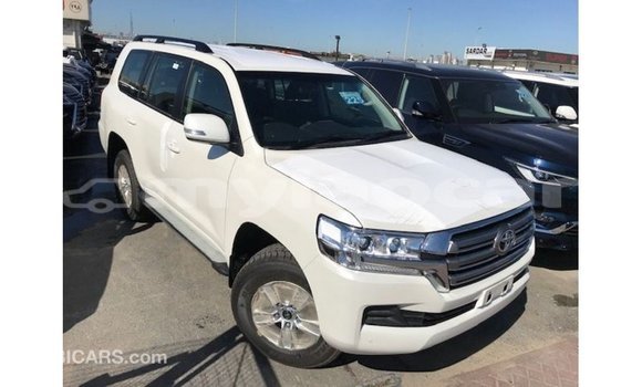 Buy Import Toyota Land Cruiser White Car in Import - Dubai in Attapeu Province Buy Import Toyota Land Cruiser White Car in Import - Dubai in Attapeu Province