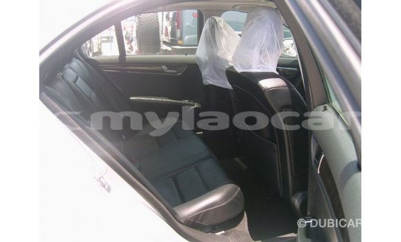 Buy Import Mercedes-Benz 190 (W201) Other Car in Import - Dubai in Attapeu Province Buy Import Mercedes-Benz 190 (W201) Other Car in Import - Dubai in Attapeu Province