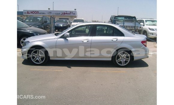 Buy Import Mercedes-Benz 190 (W201) Other Car in Import - Dubai in Attapeu Province Buy Import Mercedes-Benz 190 (W201) Other Car in Import - Dubai in Attapeu Province