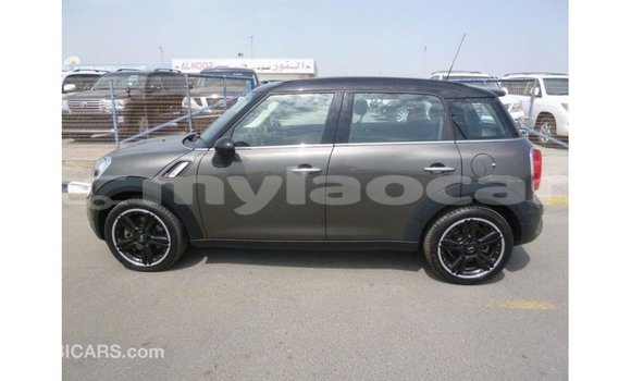 Acheter Import Voiture Mini Cooper Marron à Import - Dubai, Attapeu Province Acheter Import Voiture Mini Cooper Marron à Import - Dubai, Attapeu Province