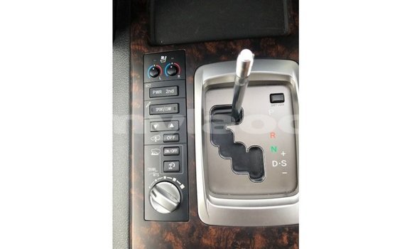 ຊື້ ການ ນຳ ເຂົ້າ Toyota Land Cruiser White ລົດ ໃນ Import - Dubai ໃນ Attapeu Province ຊື້ ການ ນຳ ເຂົ້າ Toyota Land Cruiser White ລົດ ໃນ Import - Dubai ໃນ Attapeu Province