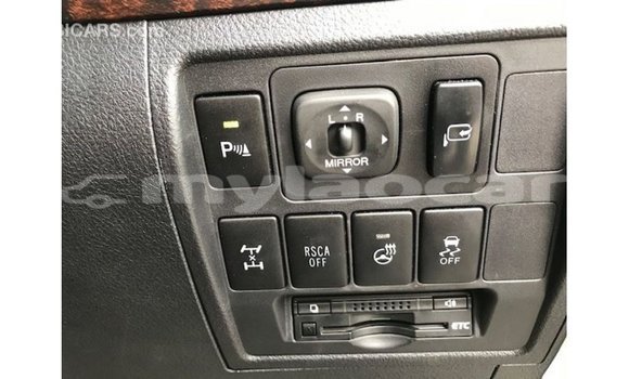 ຊື້ ການ ນຳ ເຂົ້າ Toyota Land Cruiser White ລົດ ໃນ Import - Dubai ໃນ Attapeu Province ຊື້ ການ ນຳ ເຂົ້າ Toyota Land Cruiser White ລົດ ໃນ Import - Dubai ໃນ Attapeu Province