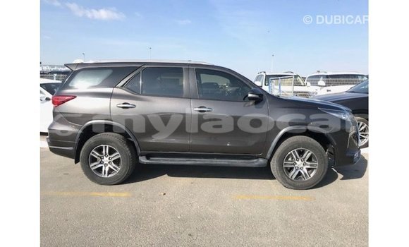 Buy Import Toyota Fortuner Other Car in Import - Dubai in Attapeu Province Buy Import Toyota Fortuner Other Car in Import - Dubai in Attapeu Province