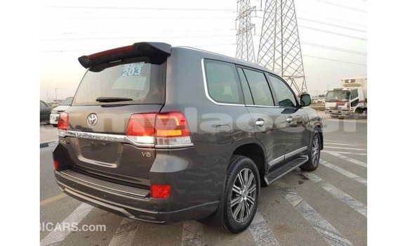 Buy Import Toyota Land Cruiser Other Car in Import - Dubai in Attapeu Province Buy Import Toyota Land Cruiser Other Car in Import - Dubai in Attapeu Province
