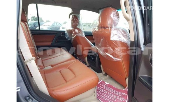 Buy Import Toyota Land Cruiser Other Car in Import - Dubai in Attapeu Province Buy Import Toyota Land Cruiser Other Car in Import - Dubai in Attapeu Province