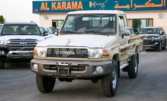 Buy Import Toyota Land Cruiser Beige Car in Import - Dubai in Attapeu Province Buy Import Toyota Land Cruiser Beige Car in Import - Dubai in Attapeu Province