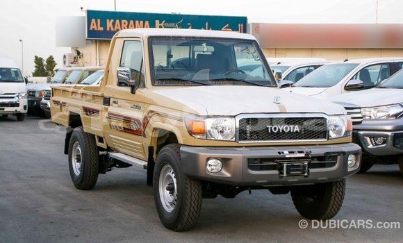 Buy Import Toyota Land Cruiser Beige Car in Import - Dubai in Attapeu Province Buy Import Toyota Land Cruiser Beige Car in Import - Dubai in Attapeu Province