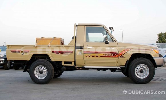 Buy Import Toyota Land Cruiser Beige Car in Import - Dubai in Attapeu Province Buy Import Toyota Land Cruiser Beige Car in Import - Dubai in Attapeu Province