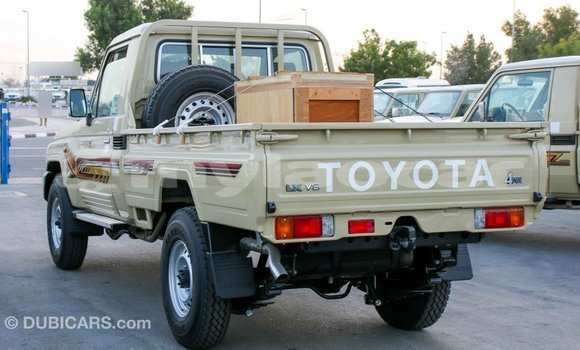 Buy Import Toyota Land Cruiser Beige Car in Import - Dubai in Attapeu Province Buy Import Toyota Land Cruiser Beige Car in Import - Dubai in Attapeu Province