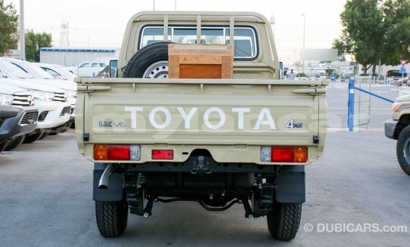 Buy Import Toyota Land Cruiser Beige Car in Import - Dubai in Attapeu Province Buy Import Toyota Land Cruiser Beige Car in Import - Dubai in Attapeu Province