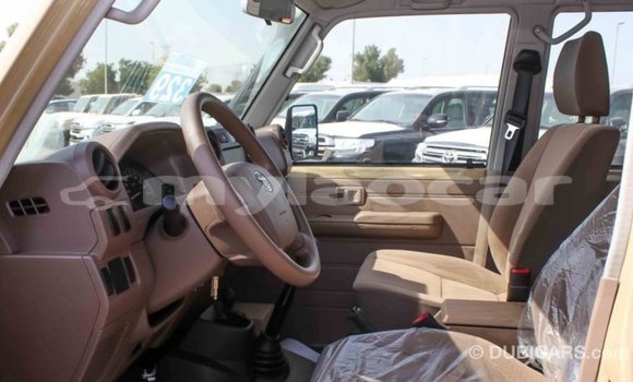 Buy Import Toyota Land Cruiser Beige Car in Import - Dubai in Attapeu Province Buy Import Toyota Land Cruiser Beige Car in Import - Dubai in Attapeu Province