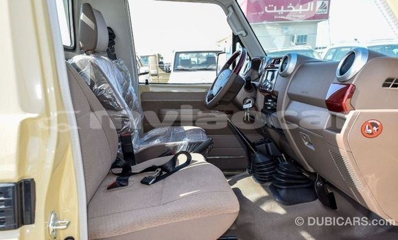 Buy Import Toyota Land Cruiser Beige Car in Import - Dubai in Attapeu Province Buy Import Toyota Land Cruiser Beige Car in Import - Dubai in Attapeu Province