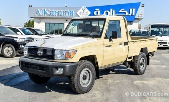 Buy Import Toyota Land Cruiser Beige Car in Import - Dubai in Attapeu Province Buy Import Toyota Land Cruiser Beige Car in Import - Dubai in Attapeu Province