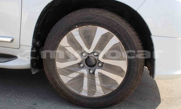 Buy Import Toyota Land Cruiser White Car in Import - Dubai in Attapeu Province Buy Import Toyota Land Cruiser White Car in Import - Dubai in Attapeu Province