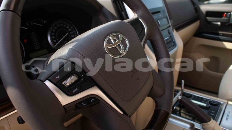 Big with watermark toyota land cruiser attapeu province import dubai 2861
