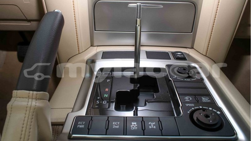 Big with watermark toyota land cruiser attapeu province import dubai 2861