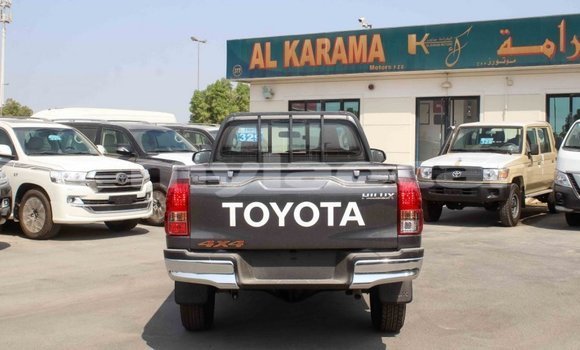 Buy Import Toyota Hilux Other Car in Import - Dubai in Attapeu Province Buy Import Toyota Hilux Other Car in Import - Dubai in Attapeu Province