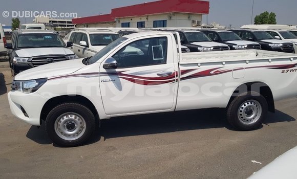 Buy Import Toyota Hilux White Car in Import - Dubai in Attapeu Province Buy Import Toyota Hilux White Car in Import - Dubai in Attapeu Province