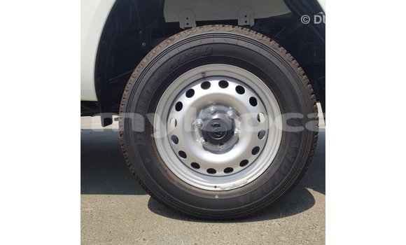 Buy Import Toyota Hilux White Car in Import - Dubai in Attapeu Province Buy Import Toyota Hilux White Car in Import - Dubai in Attapeu Province
