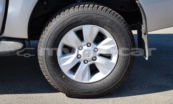 Buy Import Toyota Hilux Other Car in Import - Dubai in Attapeu Province Buy Import Toyota Hilux Other Car in Import - Dubai in Attapeu Province