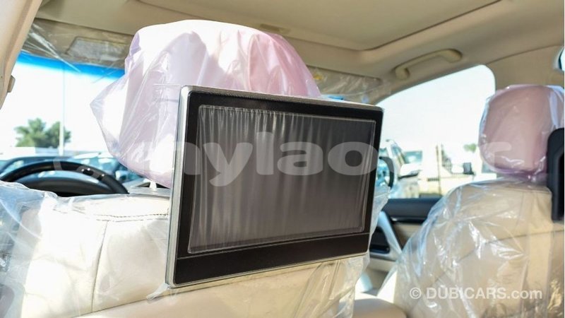Big with watermark toyota land cruiser attapeu province import dubai 2869