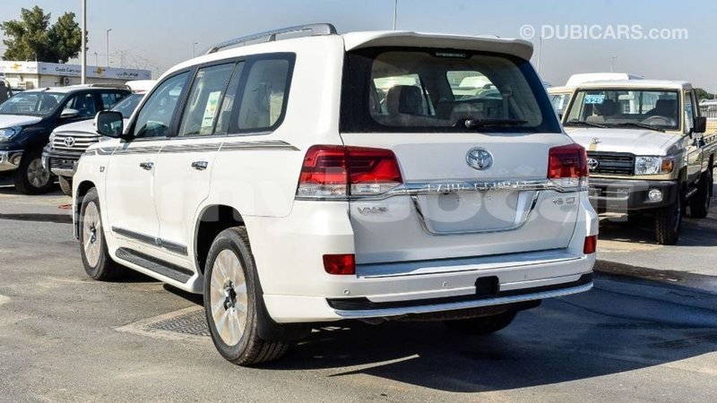 Big with watermark toyota land cruiser attapeu province import dubai 2869