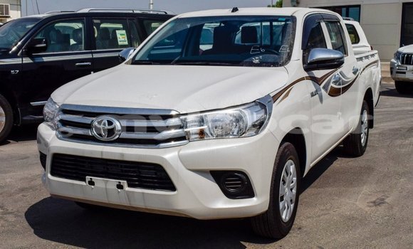 Buy Import Toyota Hilux White Car in Import - Dubai in Attapeu Province Buy Import Toyota Hilux White Car in Import - Dubai in Attapeu Province