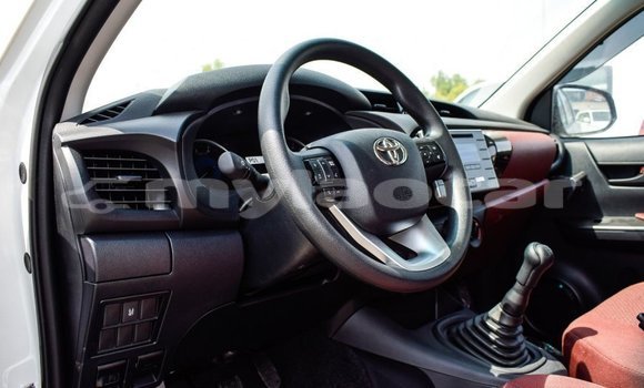 Buy Import Toyota Hilux White Car in Import - Dubai in Attapeu Province Buy Import Toyota Hilux White Car in Import - Dubai in Attapeu Province