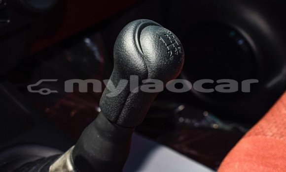 Buy Import Toyota Hilux White Car in Import - Dubai in Attapeu Province Buy Import Toyota Hilux White Car in Import - Dubai in Attapeu Province